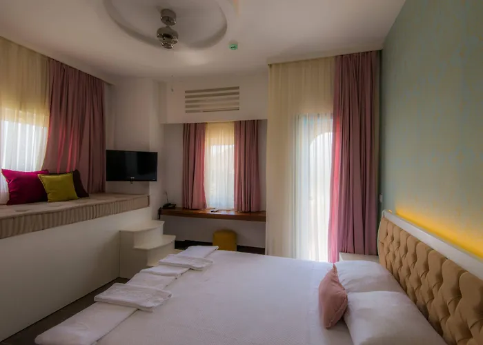 Hotel La Local Yalikavak