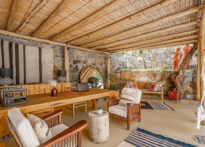 Hotel La Local Yalikavak *