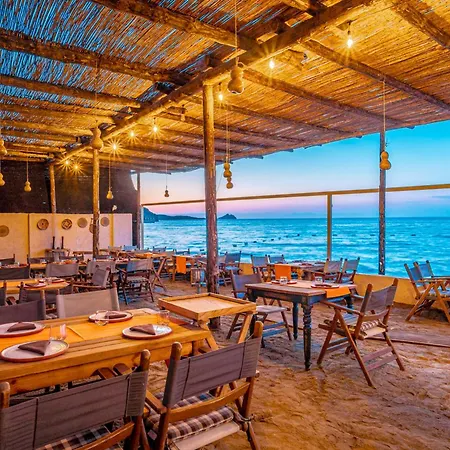 La Local Yalıkavak Otel Bodrum