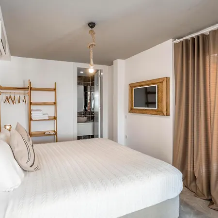 La Local Yalıkavak *