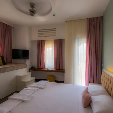 Otel La Local Yalıkavak