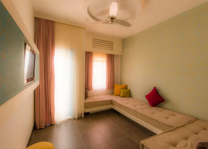 Hotel La Local Yalikavak