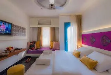 La Local Yalikavak Hotel *