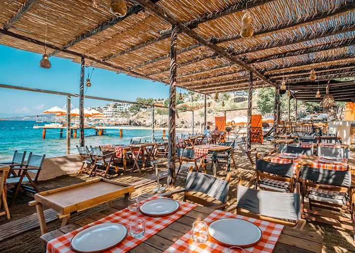 La Local Yalikavak * Αλικαρνασσός