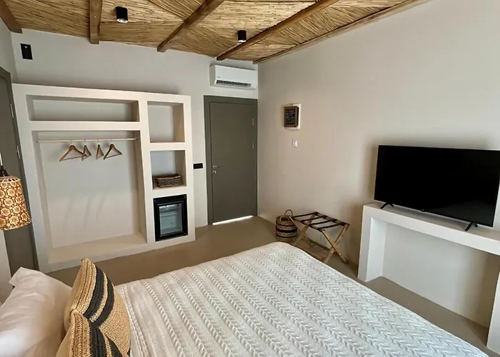 La Local Yalikavak Ξενοδοχείο *