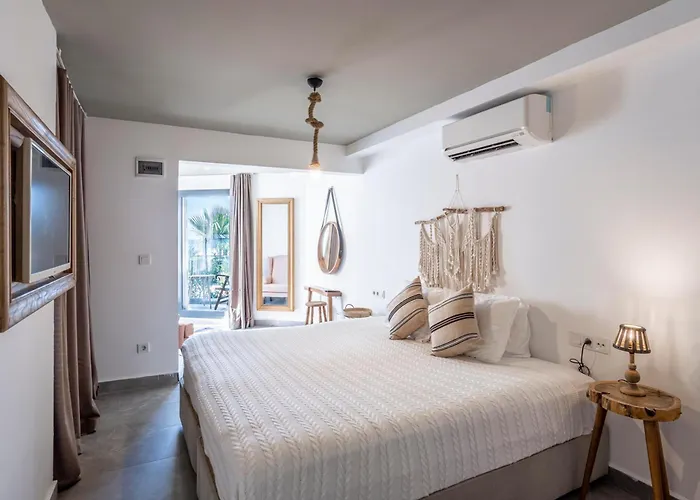 La Local Yalikavak Ξενοδοχείο *