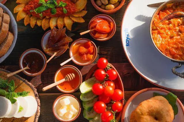 La Local Yalikavak Ξενοδοχείο *